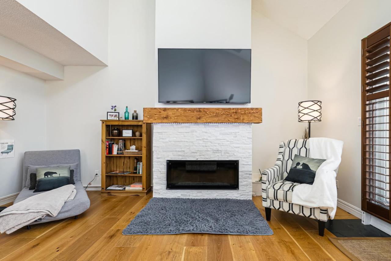 Stunning Townhouse - 3 Bdrm Blue Mountain Village Sauna! Blue Mountains Esterno foto